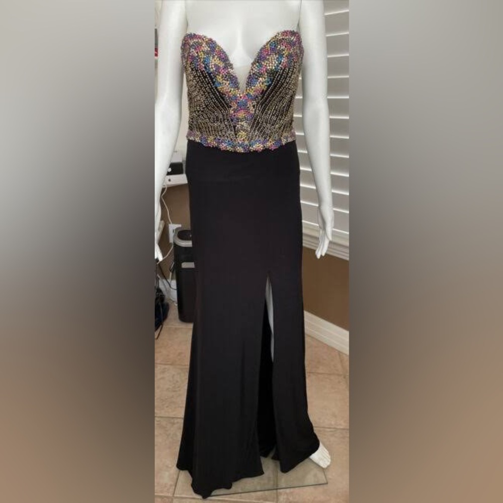 NWT Vienna Prom Beaded Top Pageant/Prom Gown